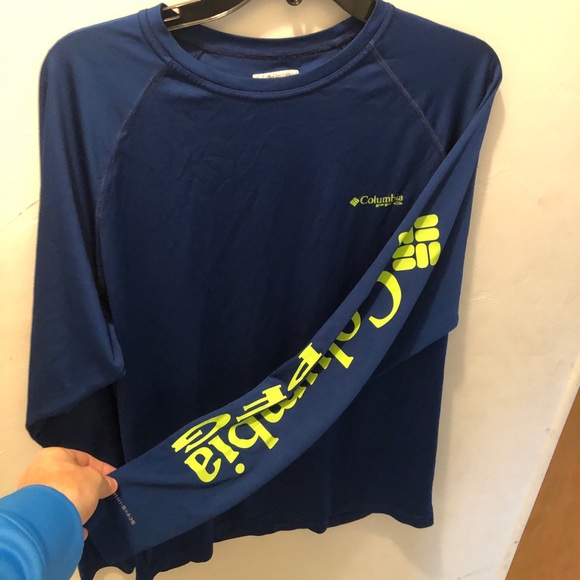 Columbia Other - Columbia PFG shirt